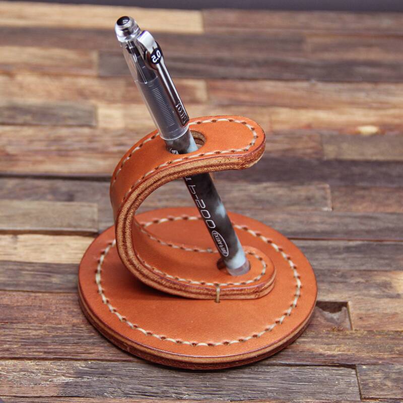 Cross-Border Retro Style Handmade Cowhide Shaped Pen Holder Creative Desk Display Pen Holder Business Gift Pen Holder