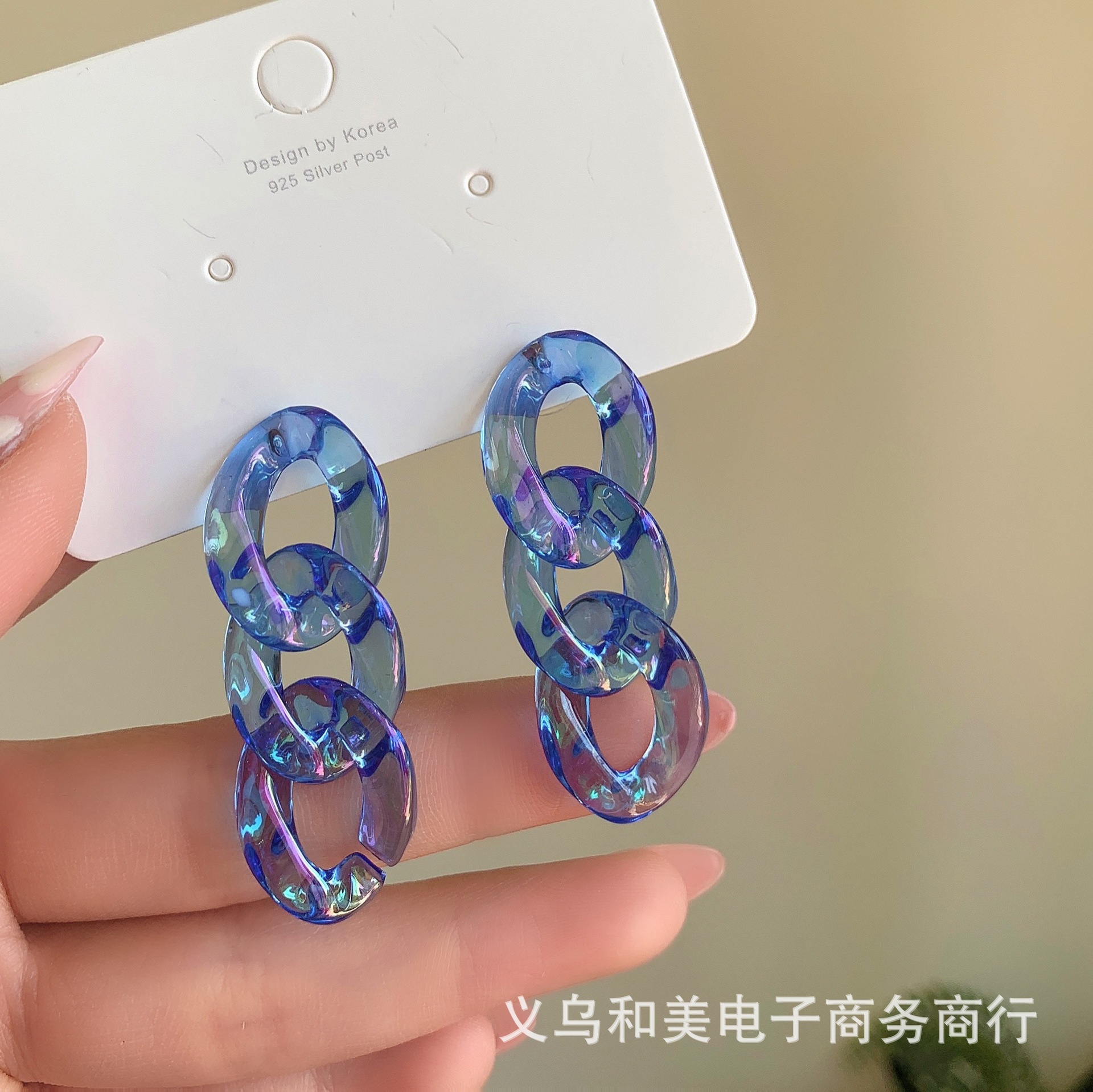 Spring and summer cold wind earrings laser color chain earrings ins style small fresh fun niche Korean earrings female