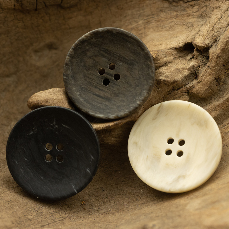 Matte bowl-shaped four-eye Milky yellow jacket windbreaker coat resin button all-match black brown woolen coat button Matte bowl-shaped four-eye Milky yellow jacket windbreaker coat resin button all-match black brown woolen coat button
