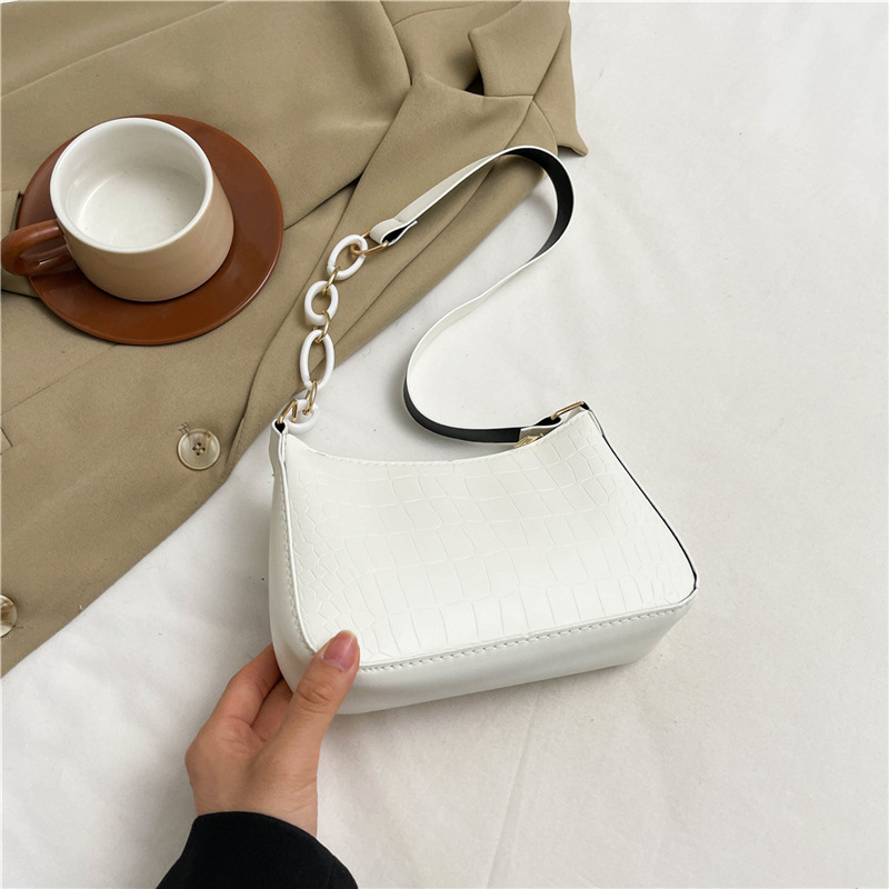 Nicho francés cocodrilo bolso de mujer bolso debajo de la axila 2024 verano nuevo estilo de alta calidad cadena de textura bolso de hombro universal