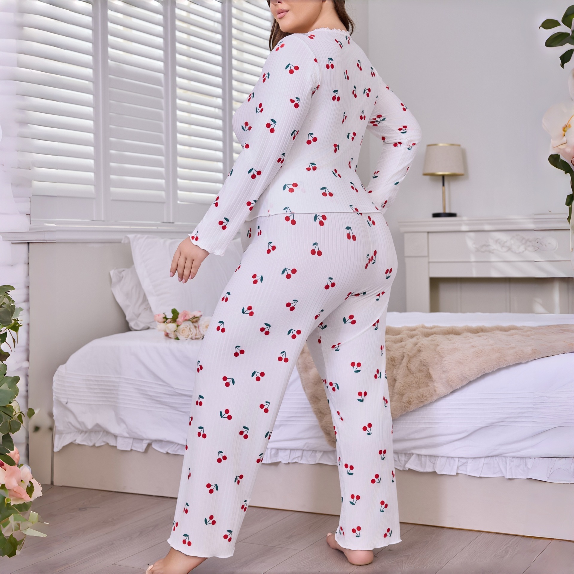Damas otoño y invierno nuevo encaje transfronterizo europeo y americano de alta calidad de moda pantalones de mangas largas pijamas para el hogar conjunto de ropa para mujeres