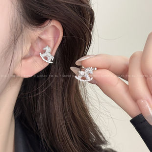 ���A~�ʯС�R�r�о��o�����p�ݸ߼��ж��ǊA�����䵭�L���Ů
