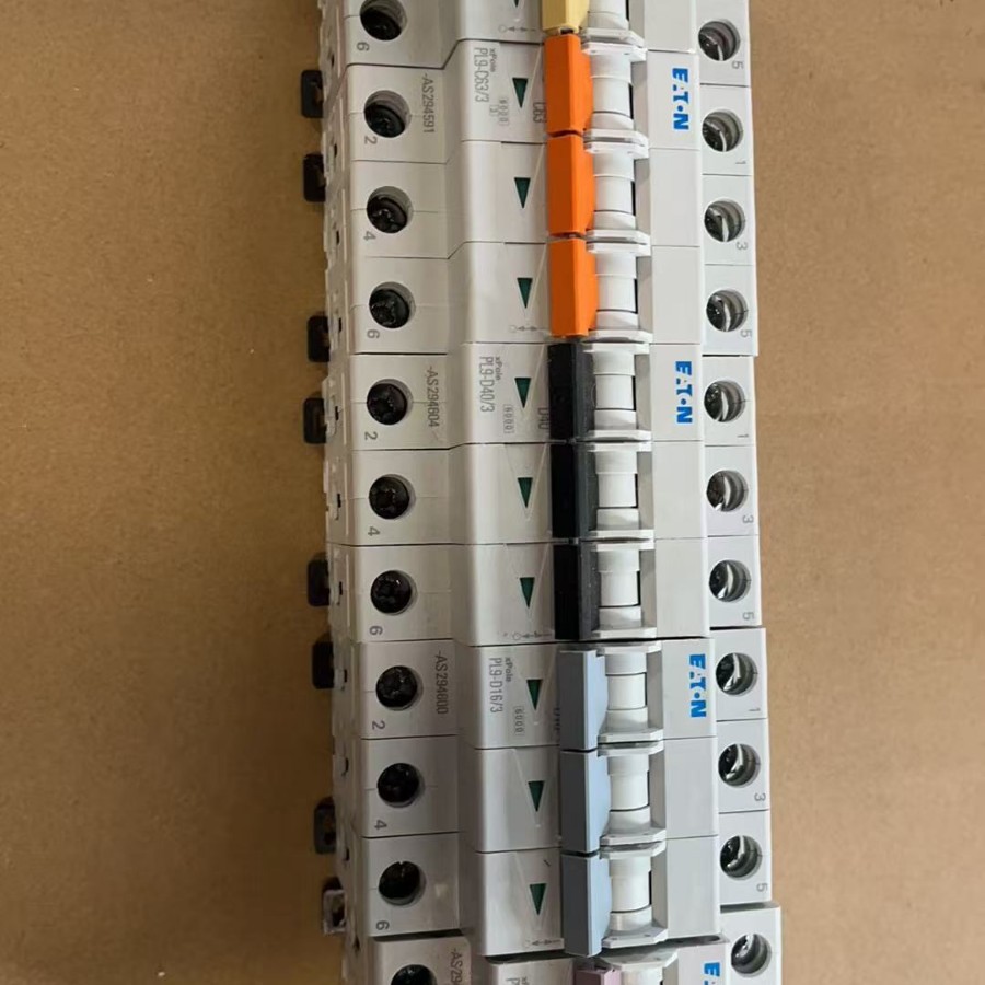 穆勒伊顿断路器PLD9X-50/2/D/003 PLD9X-63/2/D/003