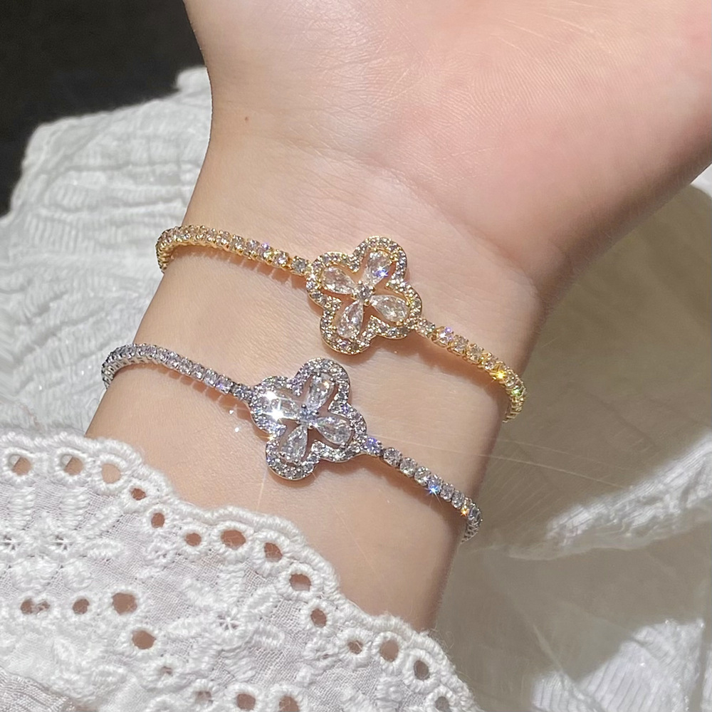 Cross-Border Light Luxury High-End Zircon Four-Leaf Clover Bracelet for Women, Daily Exquisite and Elegant Zircon Adjustable Bracelet