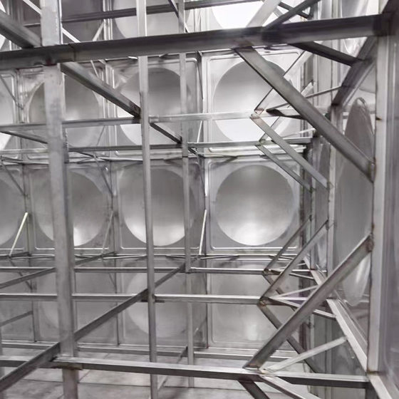 304 stainless steel water tank assembled water storage tank square water tower high fire water tank stainless steel heat preservation water tank