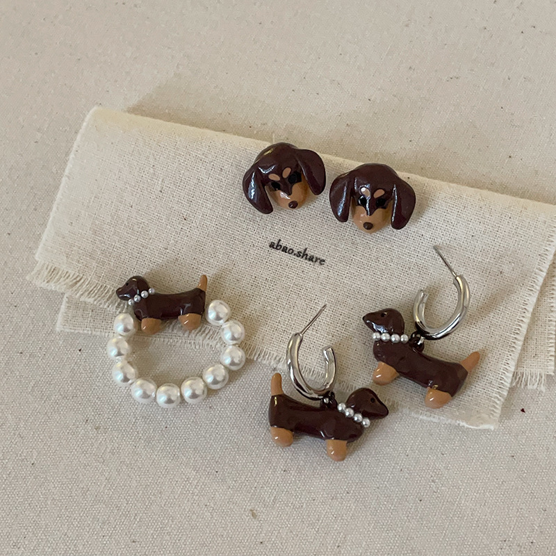 Cute and Cute Dachshund Dog Earrings Female Niche Design Unique Personality Exquisite Elegant All-match Earrings Earrings