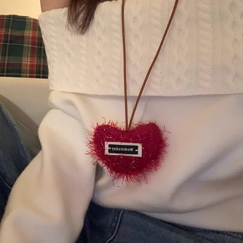 2024 New Christmas Red Hat Cute Bear Necklace Long Accessories Holiday Dress Sweater Atmosphere