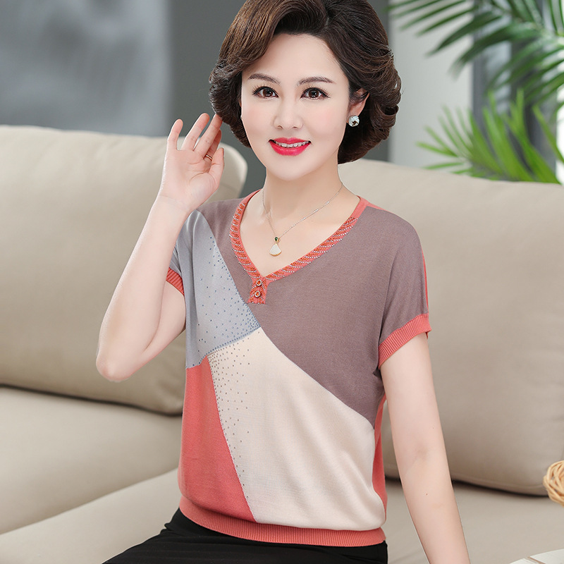 2025夏季新款时尚撞色V领T恤女士短袖妈妈装中老年女装上衣薄款，女装中老年女装，妃慕昵服饰