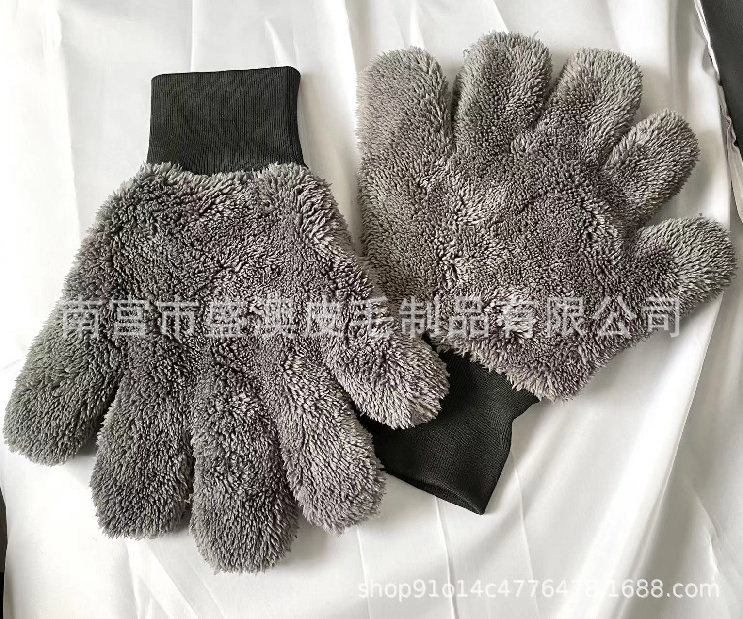 Car Wash Gloves Made of Chenille Coral Fleece, Thickened Bear Paw Double-Sided Cleaning Tool That Won'T Damage the Paint, Double-Sided Gloves