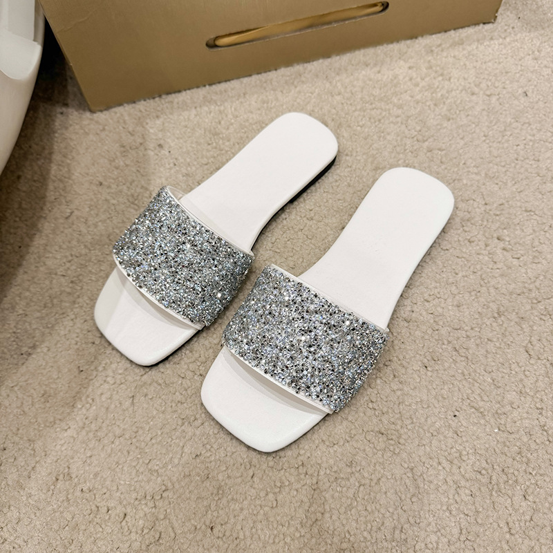 女性の靴の底の外はスリッパの新型のファッションの金色のドリルのシンプルで快適な砂浜の女性の靴の底のスリッパの大きいサイズを着ます。|undefined