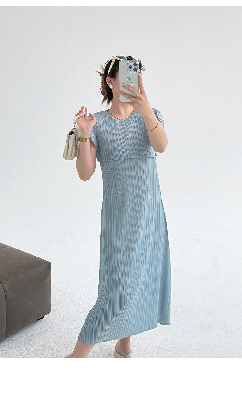 Váy liền xếp ly cổ tròn tay ngắn dáng maxi thắt eo thanh lịch — Màu xanh lam nhạt chi tiết 22