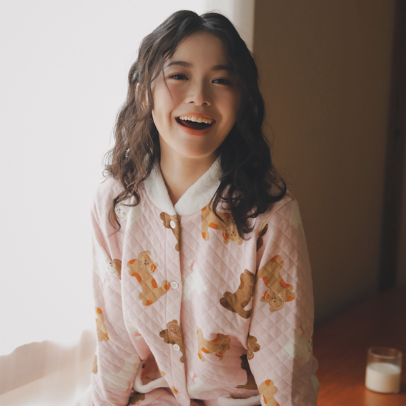 安稳-卡通睡衣女秋冬季纯棉家居服三层夹棉空气层保暖大码套装冬