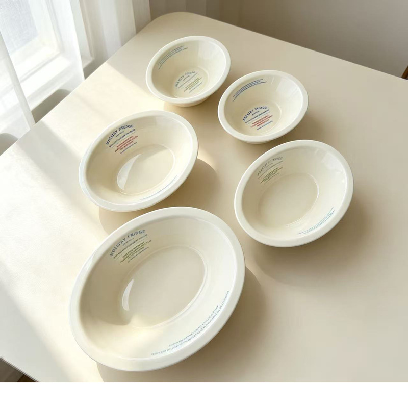 Korean ins-style cream-colored ceramic dessert bowl, home-use salad bowl, high-appearance breakfast oval bowl Korean ins-style cream-colored ceramic dessert bowl, home-use salad bowl, high-appearance breakfast oval bowl