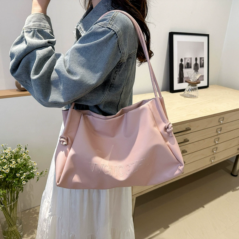 Shoulder bag, capacious small one-shoulder universal, high-end style, 250 g
