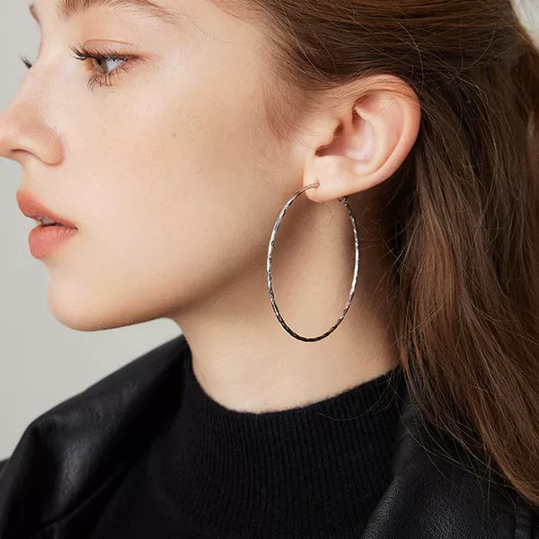 999 silver exaggerated large hoop earrings, trendy European and American style, simple hoop earrings, 2026 new high-end hoop earrings