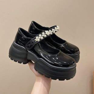 ������СƤЬ2025���¿���Ӣ���LŮЬ���＾�ٴ���ȹ�Ӹ߸���Ь