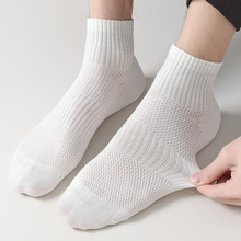 �m���м��ޱ���W��͸�����������\���m��ʿ�ڰ�ɫ���e�̄���Ͳ�m