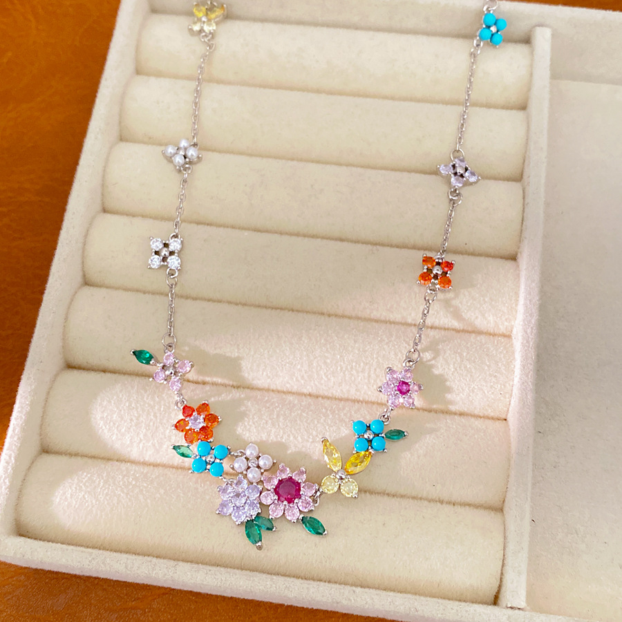 18 quilates de oro verdadero, collar de mariposa de flores de piedra, lujo ligero, nicho, cadena de clavícula, conjunto de joyas de temperamento exquisito
