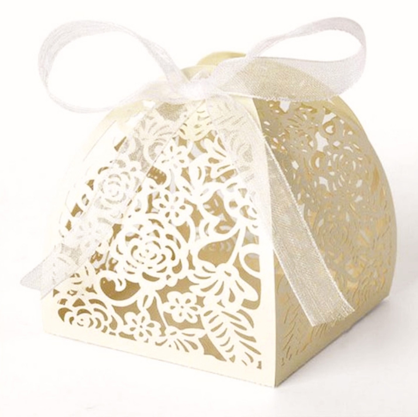 Cross-Border Wedding Gold Candy Paper Box Laser-Cut Hollow Wedding Candy Box Rose Flower Chocolate Ribbon Packaging Box in Stock