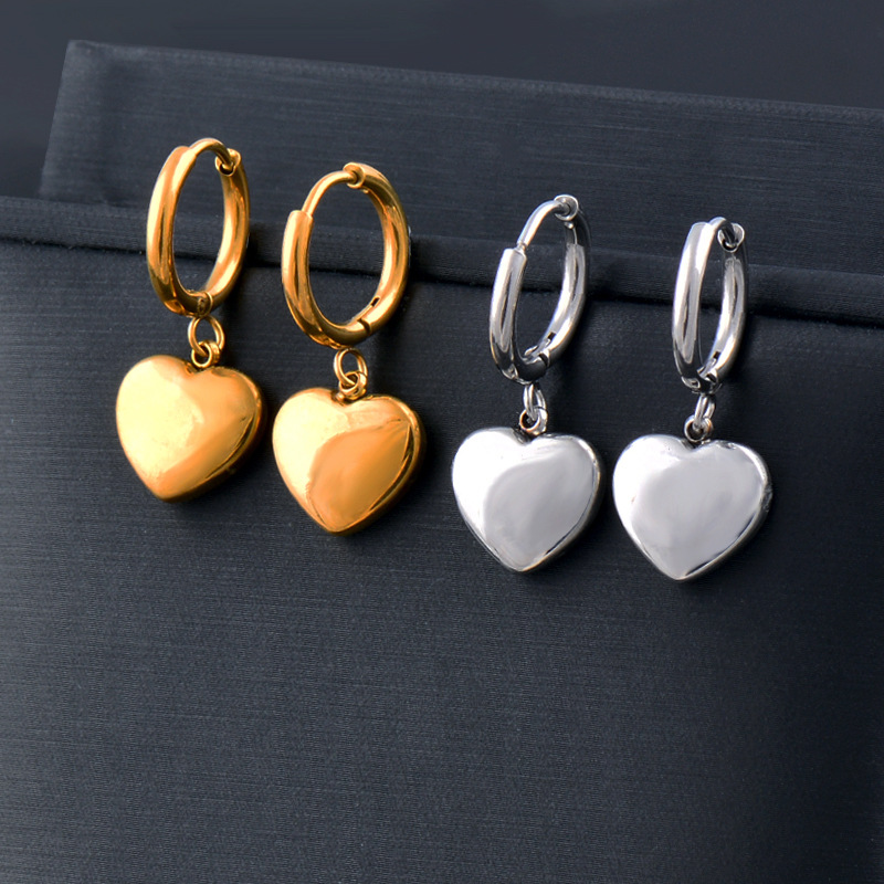 Fashion Heart Shape Titanium Steel Gold Plated Earrings Necklace display picture 4