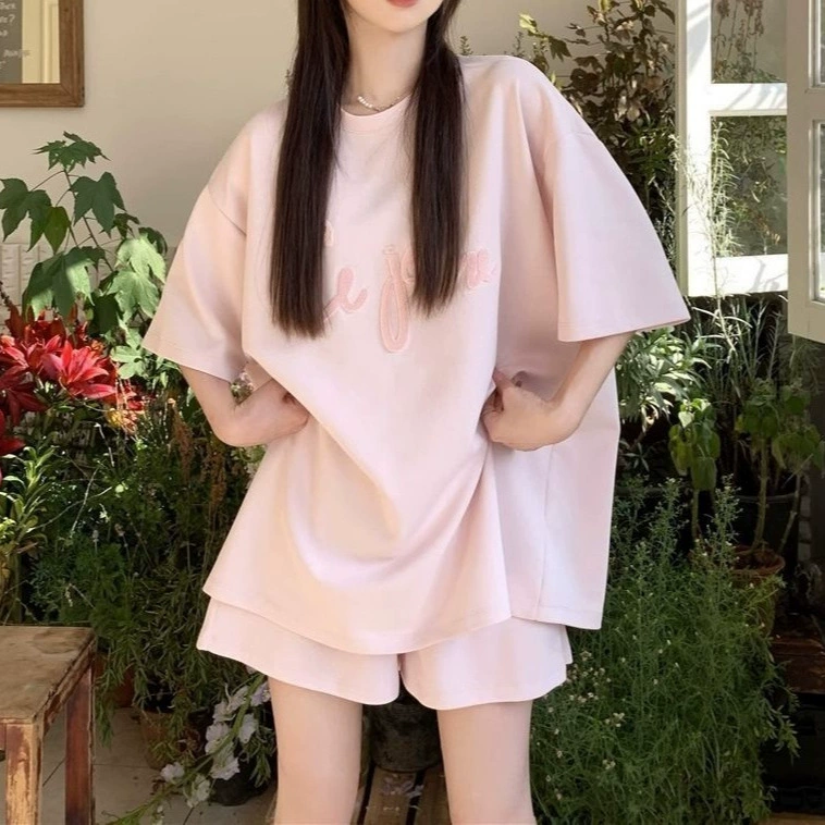 Спортивный и повседневный костюм женский летний новый студенческий вышивка свободный с короткими рукавами футболка с высокой талией, широкие шорты из двух частей
