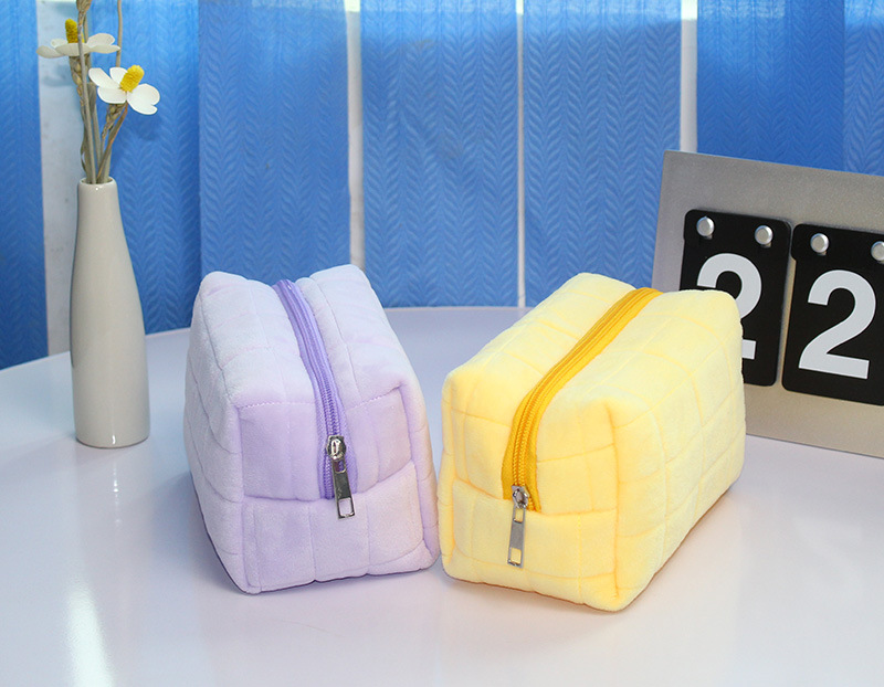 Cute Student Storage Case Soft Large Capacity Pencil Bag display picture 5