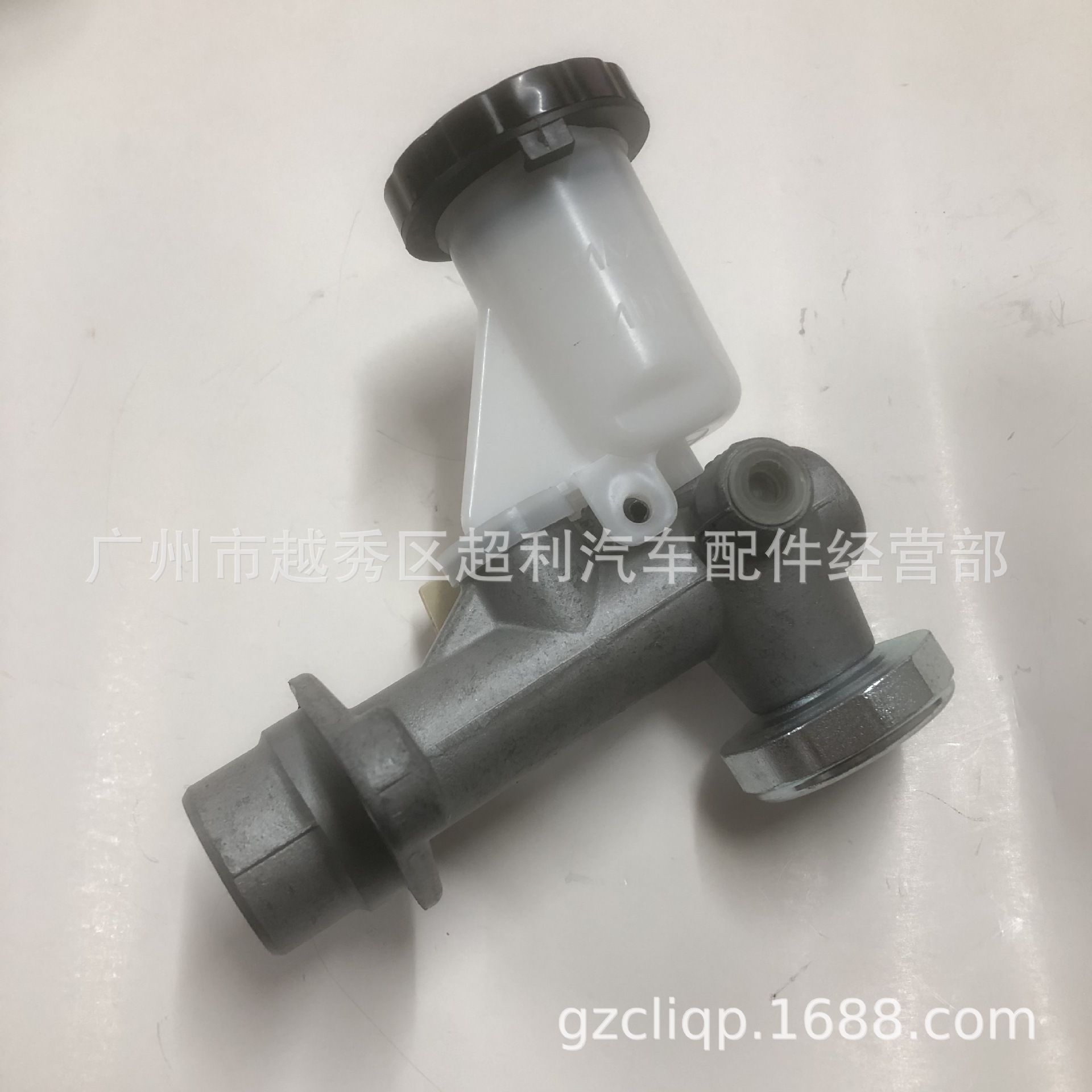 Applicable to 30610-Vb000 30610-Vb00A 30610-Vb001 Y61 Clutch Master Cylinder