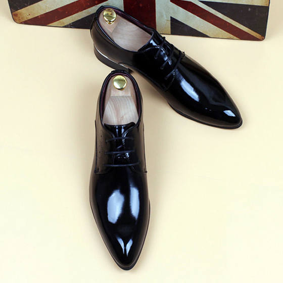 Men's Korean-style Pointed Toe Shoes British Fashionable Hair Stylist Bright Leather Nightclub Shoes Height Increased Business Dress Wedding Shoes