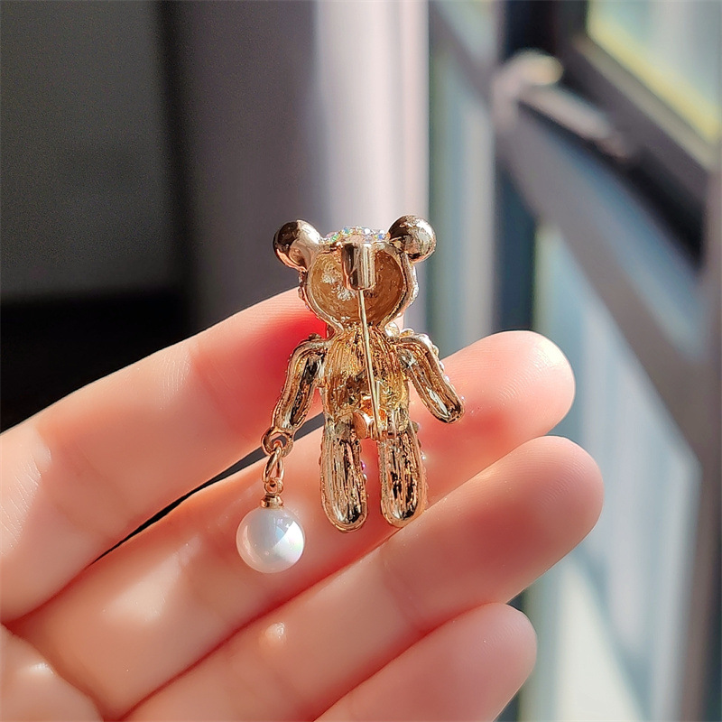 Cute Animal Alloy Plating Women's Brooches display picture 2