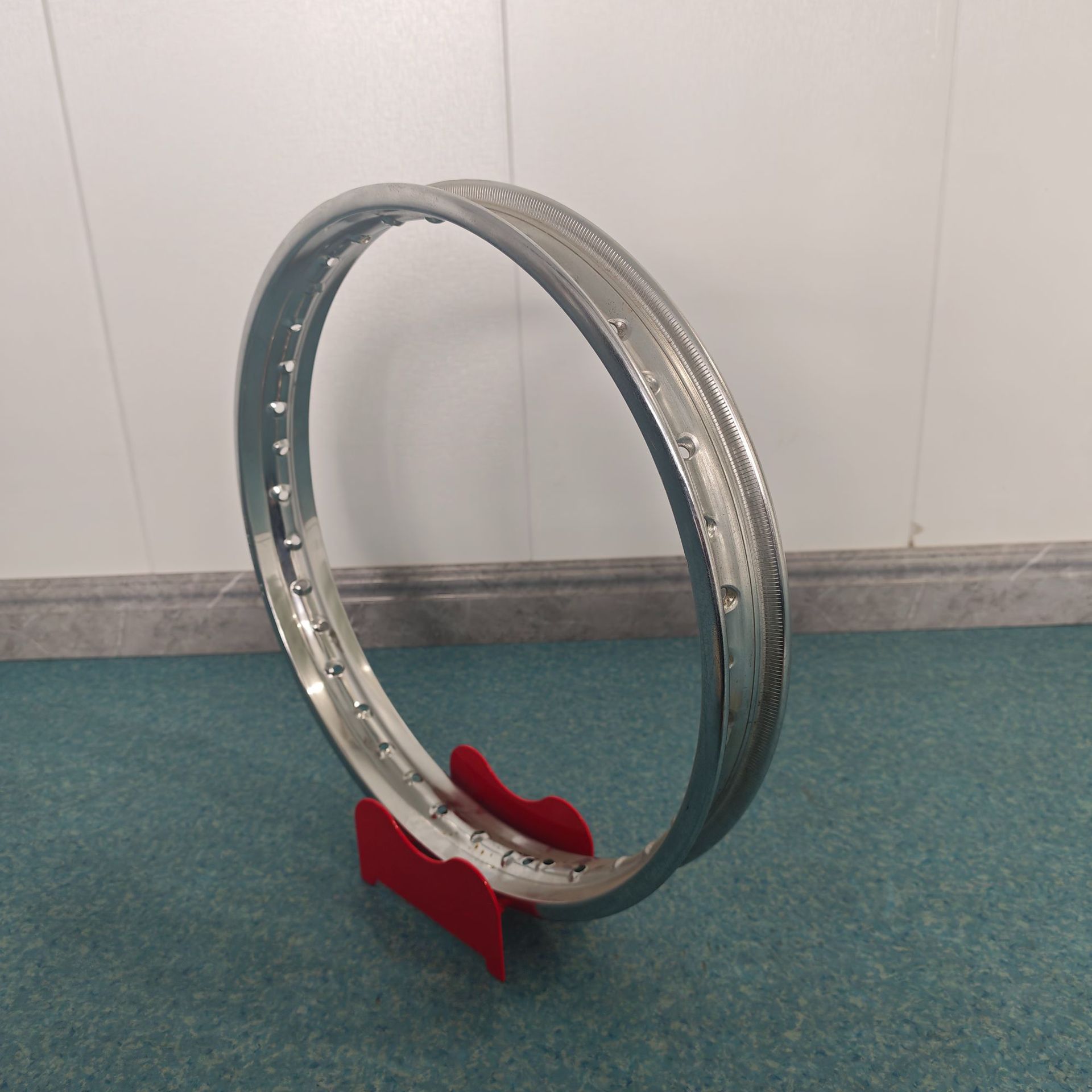 Motorcycle galvanized steel rims, polished spoke rims 17inch universal rims for after-sales repair and replacement parts