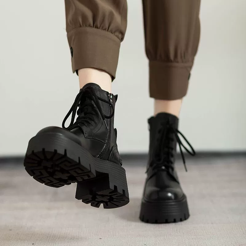 Женские Ботинки Martin на толстой подошве, осень и зима, новые мотоциклетные ботинки на шнуровке и флисовой подкладке из кексов, ботильоны из мягкой кожи на массивном каблуке