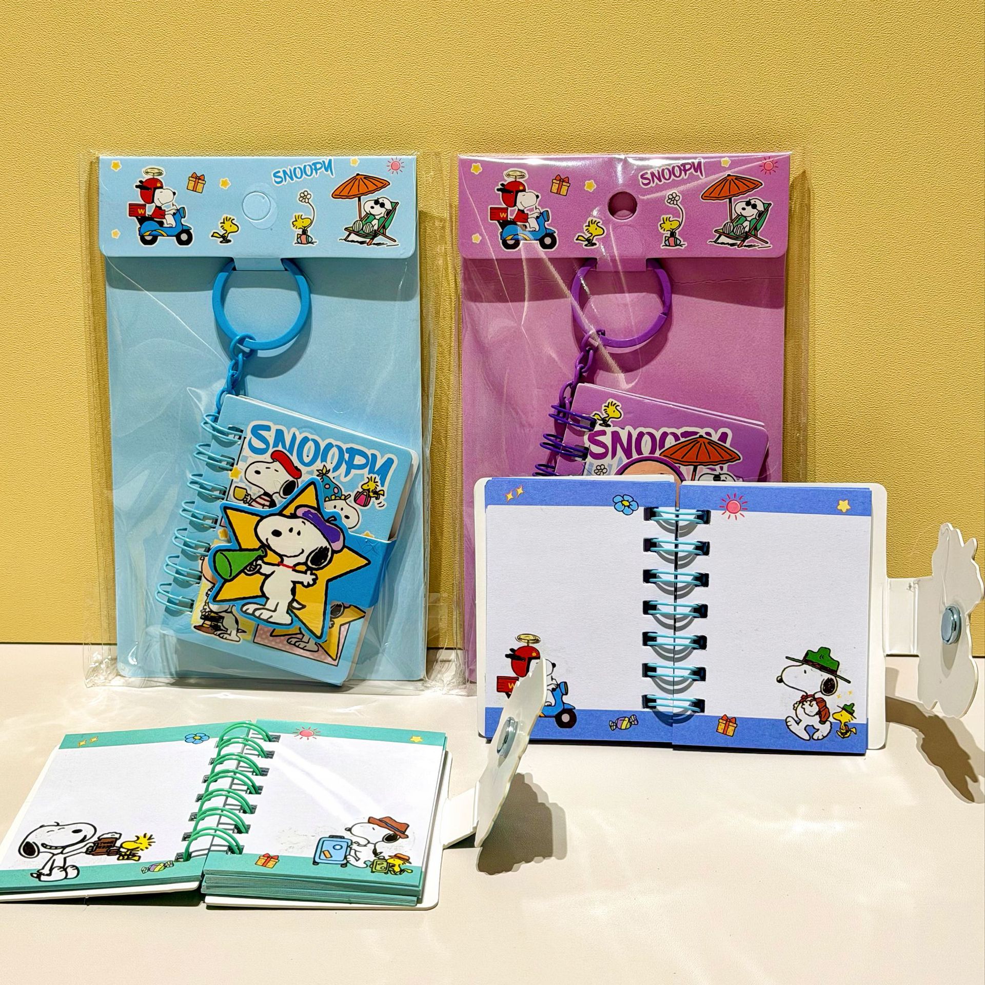 Caricatura llavero bobina caricatura página de color de alto valor portátil estudiante papelería suministros