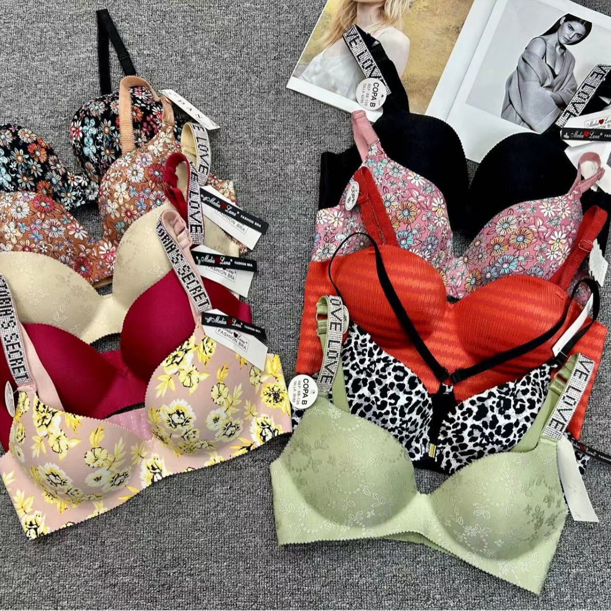 Misceláneos fuera de una sola pieza de nueva ropa interior lisa sin marcas sexy sin anillo de acero sujetador de pecho contra caída sujetador