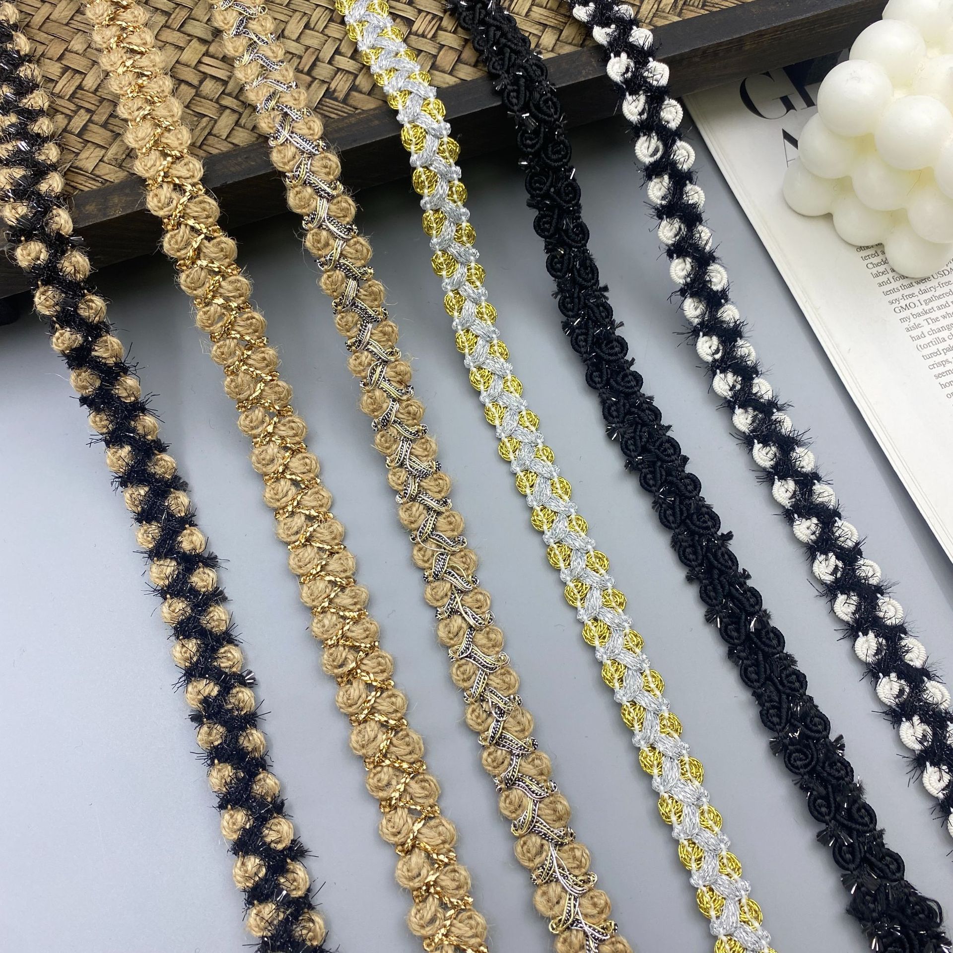 Otoño e invierno nuevo estilo fragancia pequeña cáñamo algodón encaje tejido bricolaje ropa adecuada puños falda accesorios de sombrero