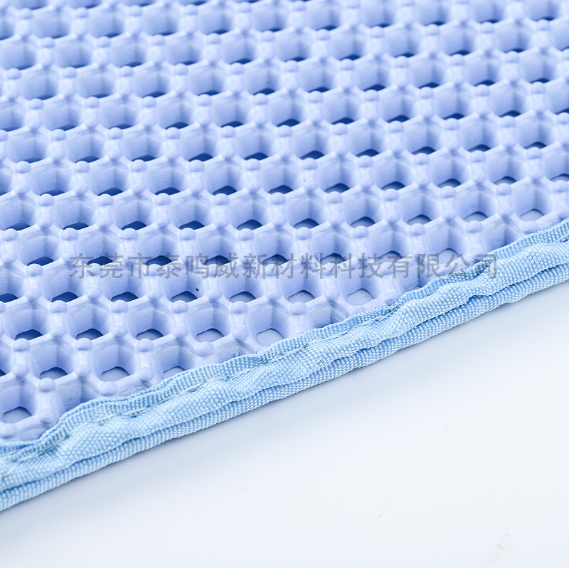 Venta al por mayor de doble capa de EVA lavable antideslizante anti-out mascota gato arena estera de nido de abeja agujero plegable anti-salpicaduras estera de arena de control