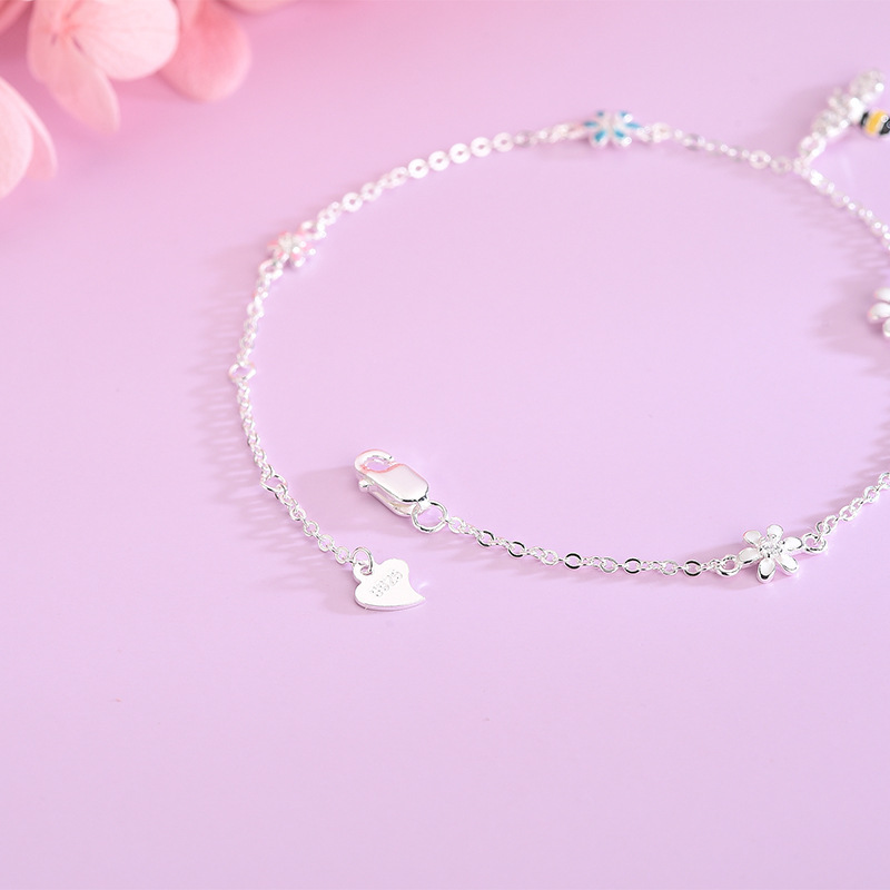 S925 plata verano nuevo estilo pequeña margarita brazalete de abeja pequeña flor fresca linda joyería de mano