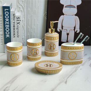 �Wʽ�lԡϴ����Ʒ���b�R�D�������մ��l���gԡ����ˢ�����ڱ���Ʒ