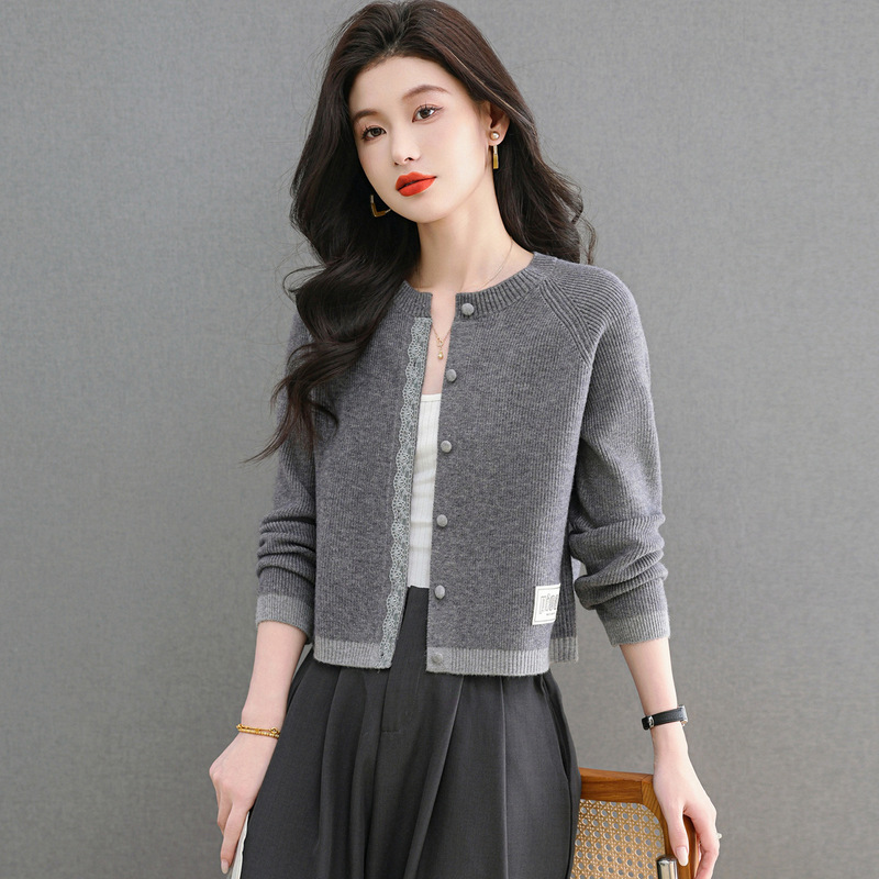 2025 Spring and Autumn New Style Round Neck Short Jacket for Women, Western Style Lace Knitted Cardigan Color Matching Loose Top 2025 Spring and Autumn New Style Round Neck Short Jacket for Women, Western Style Lace Knitted Cardigan Color Matching Loose Top