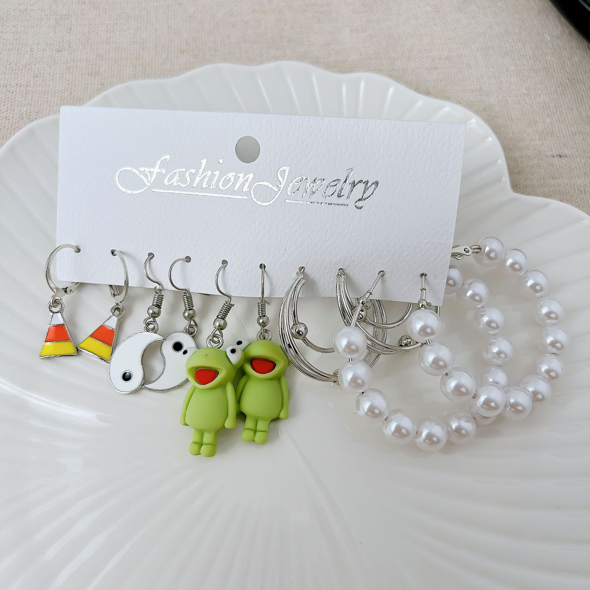 B3AC57192F8D43DC36D7045E12AB8F