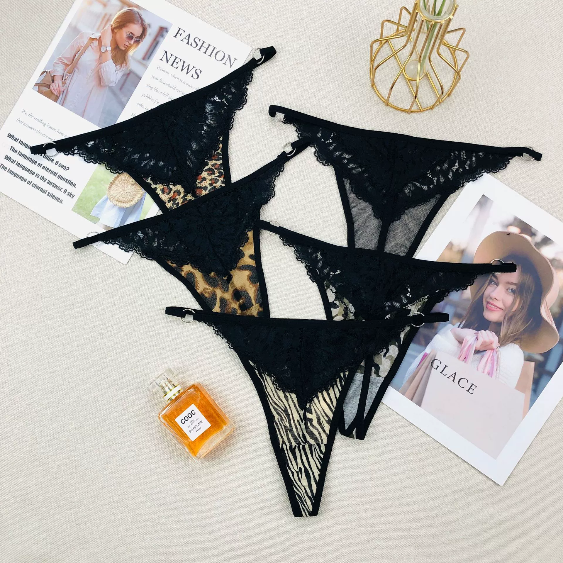 Lace underwear, breathable comfortable trousers, hip-accented, thin strap
