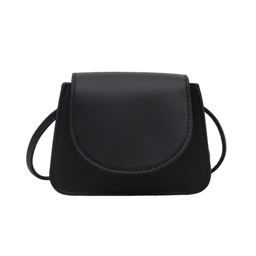 2025 summer new trend fashionable and personalized women's shoulder bag this year is popular and fashionable diagonal saddle bag