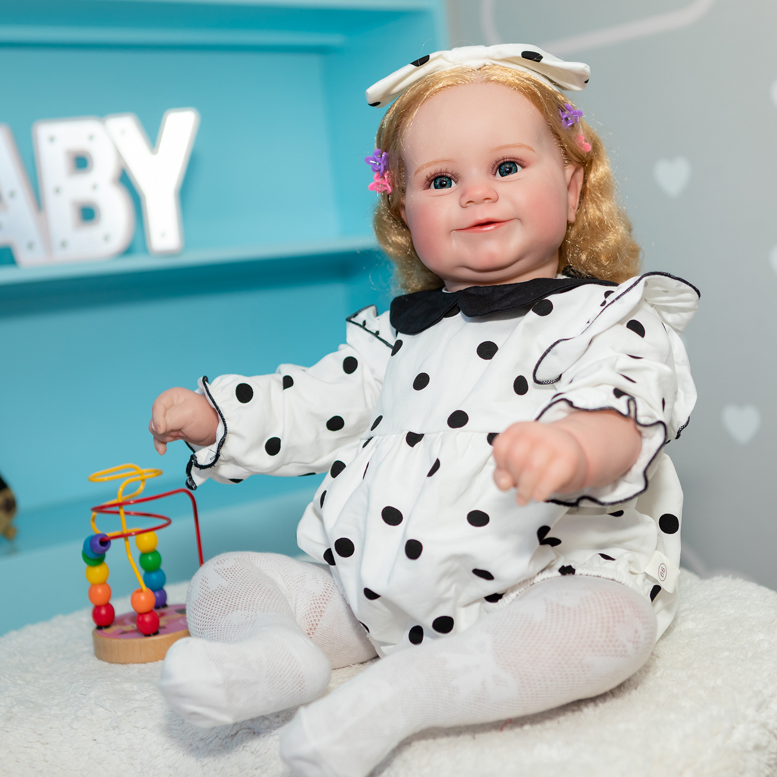 60cm muñeca reborn Maddie entrega de una sola pieza de suministro de comercio electrónico transfronterizo AMAZON WIH ebay
