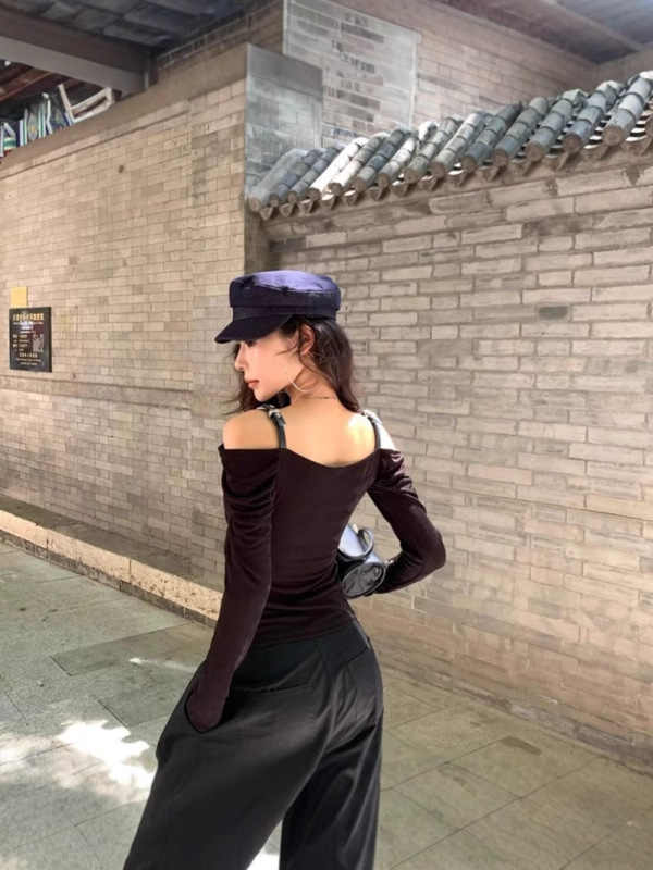 新款露肩收腰显瘦美式辣妹荡领一字肩长袖T恤女早秋纯欲绝美上衣|undefined