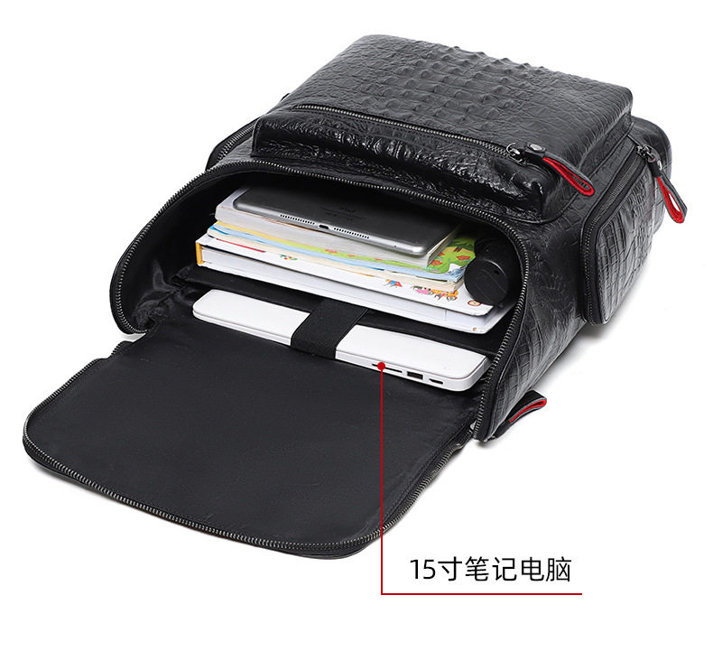 Ba lô da bò thật họa tiết vân cá sấu, ngăn laptop 15.6 inch, 30x11x40 cm — Biển kéo kim loại vân cá sấu, Vân cá sấu màu đen chi tiết 10