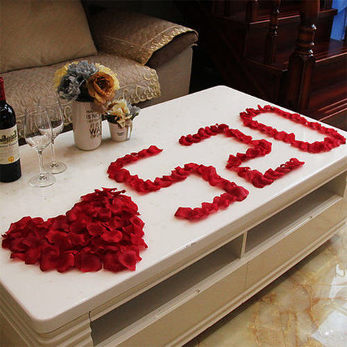 Simulated rose petals, wedding confession decoration, hand-spreading flowers, Valentine's Day, birthday, bed proposal, romantic wedding room decoration