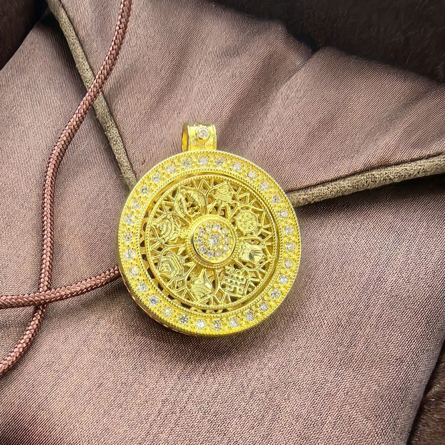 DZ222 Manhao Stone Eight Treasures Compass Gold Pendant Necklace…