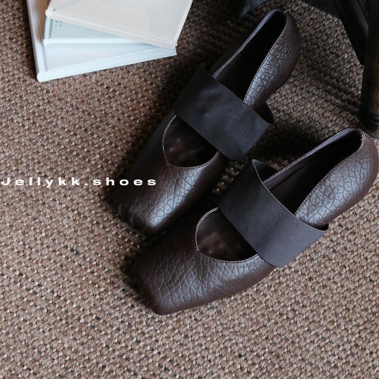 2025 New Style French Square Toe Elastic Band Thick Sole Shallow Mouth Ballet Shoes for Women Pig Nose Elephant Pattern Retro Fashion Shoes