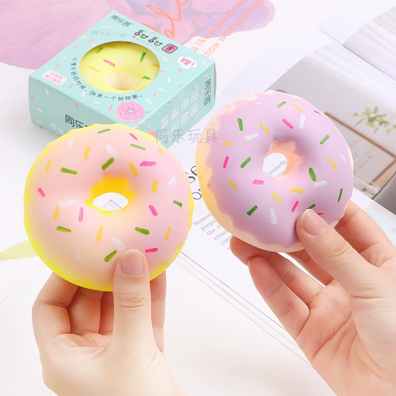 TPR Donut Creative Decomion Pinch Simulation Food Play Series Маленькая Красная книга встряхивания тона с горячей продажей декомпрессионной игрушкой