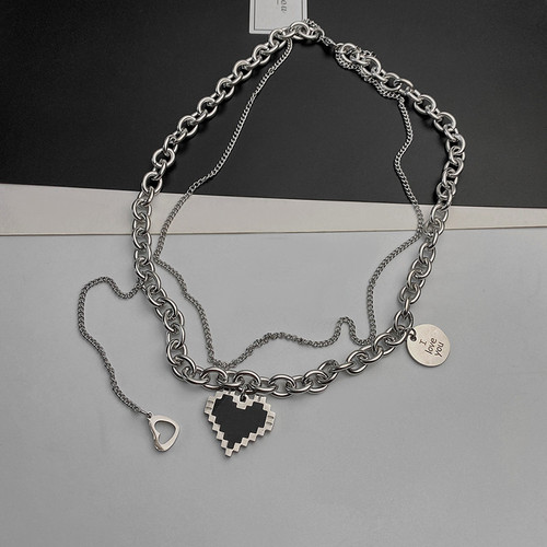 Titanium steel black mosaic pixel love heart pendant double layer stacked necklace ins cold style hip hop trendy necklace