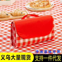 ピクニックマットを厚くしてピクニックマットを厚くします。